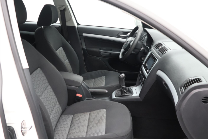 Škoda Octavia 1,6 TDI 77kW 4x4 Serv.Kniha