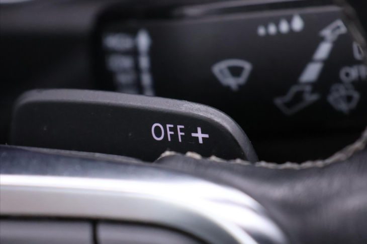 Volkswagen T-Roc 1,5 TSI 110 kW DSG R-Line DPH