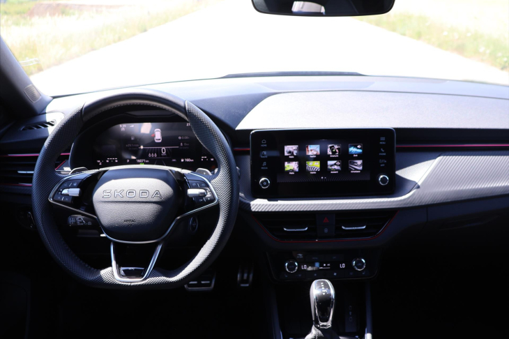 Škoda Kamiq 1,5 TSi Monte Carlo DSG 1maj.