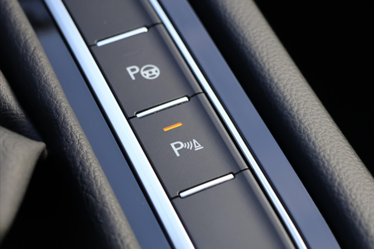 Volkswagen Arteon Shooting Brake 2,0 TDI DSG R-line 4M LED DPH