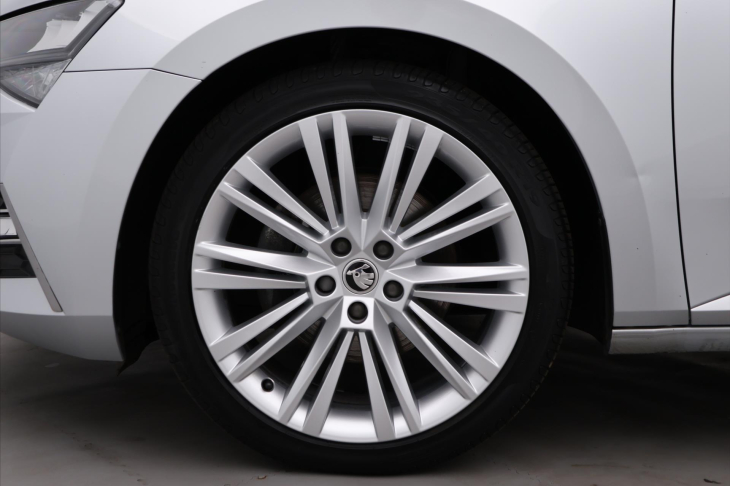 Škoda Superb 1,4 TSI 160kW Style DSG DPH iV