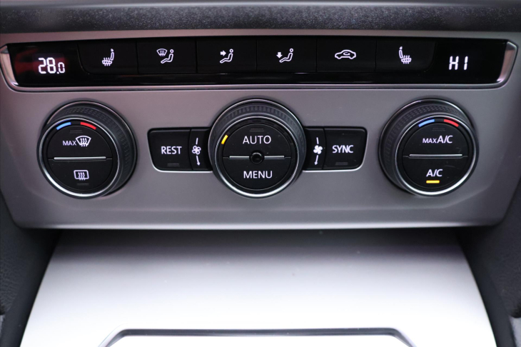 Volkswagen Passat 2,0 TDI 110kW Comfortline Navi