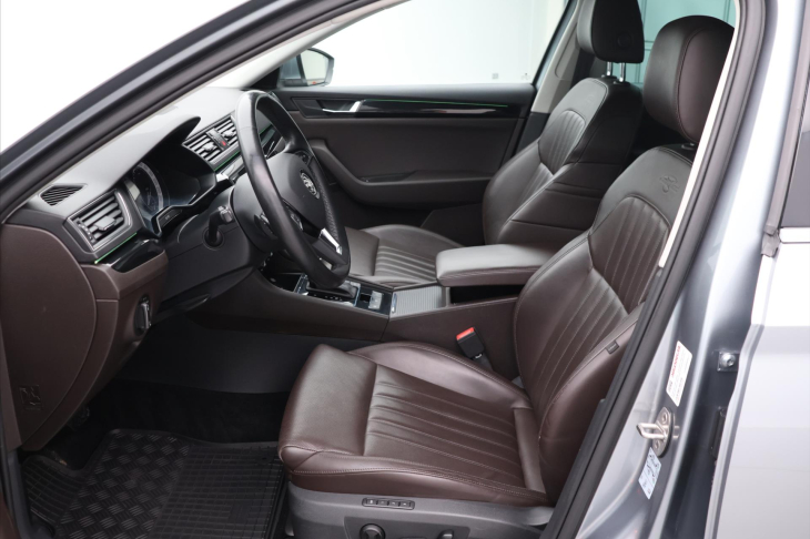 Škoda Superb 2,0 TSI 206kW DSG 4x4 L&K