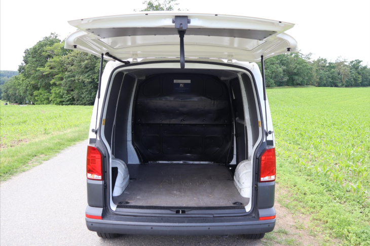 Volkswagen Transporter 2,0 TDI T6.1 1.Maj Klima DPH