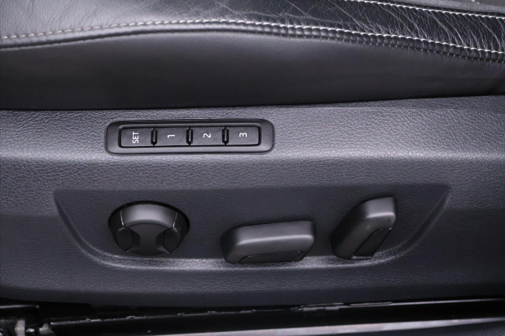 Škoda Superb 2,0 TDI 110kW SportLine Combi DSG