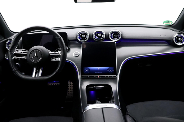 Mercedes-Benz Třídy C 2.0 220d 147kW AMG-Line