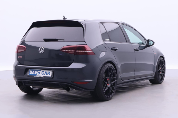 Volkswagen Golf 2,0 TSI 169kW GTI Performance
