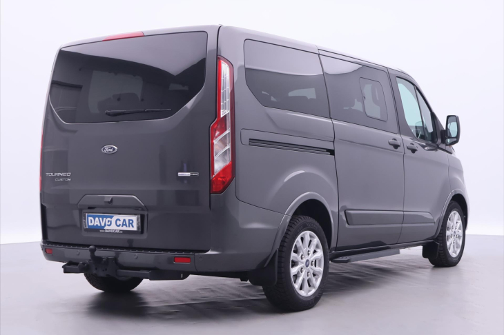 Ford Tourneo Custom 2,0 mHEV Titanium 8-Míst CZ