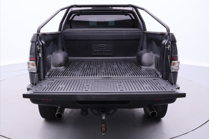 Toyota Tundra 5,7 V8 HEMI 285kW 4x4