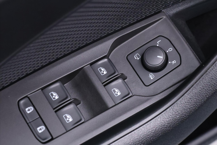 Škoda Octavia 2,0 TDI DSG Style Sport DPH