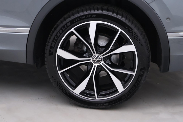 Volkswagen Tiguan Allspace 2,0 TDI 147kW 4x4 DSG R-Line DPH