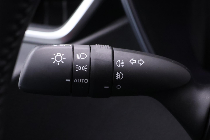 Toyota Corolla 1,8 Hybrid 90kW e-CVT CZ