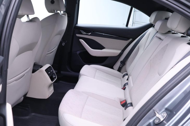 Škoda Octavia 1,5 TSI 110 kW Style CZ DPH