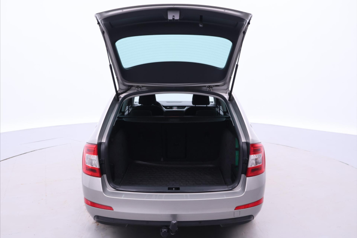 Škoda Octavia 1,4 TSI 103kW DSG Xenon Tažné