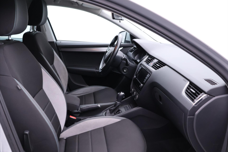 Škoda Octavia 1,6 TDI 81kW DSG JOY Aut.klima