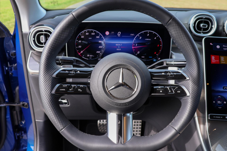 Mercedes-Benz GLC 2,0 220d 4Matic kupé AMG Premium