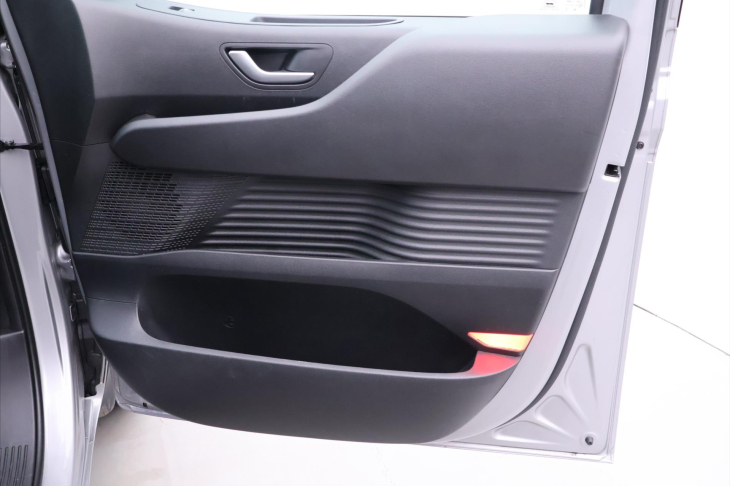 Hyundai Staria 2,2 CRDi 130kW Style Automat