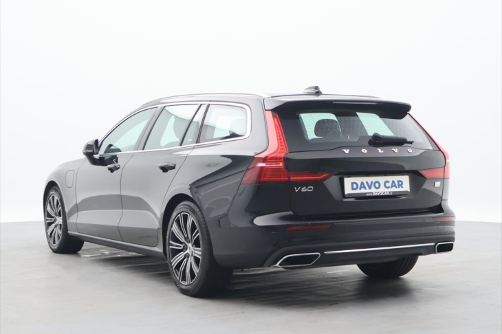 Volvo V60 2,0 T6 186kW 4x4 MomentumPro