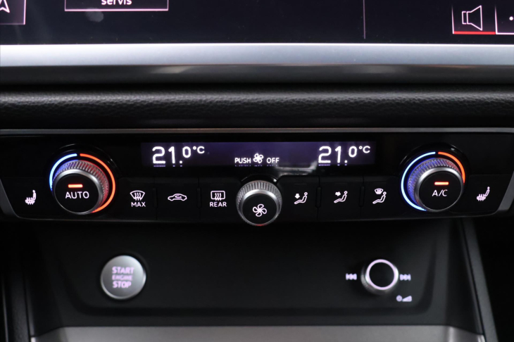 Audi Q3 2,0 TDI 110kW Advanced CZ DPH