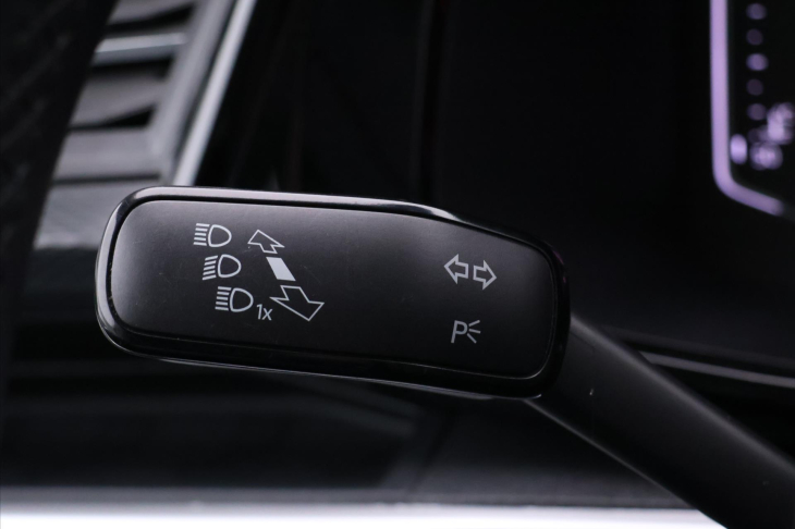 Volkswagen Multivan 2,0 TDI 146kW DSG CZ Long DPH