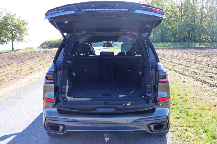 BMW X7 3,0 40d 250kW Xdrive M-Paket DPH