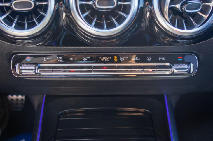 Mercedes-Benz GLA 2,0 200d 4MATIC AMG Premium