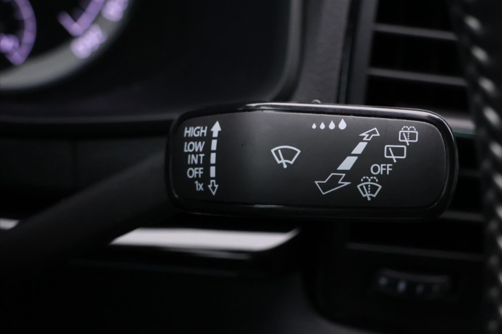 Škoda Karoq 1,5 TSI DSG Sportline 1Maj DPH