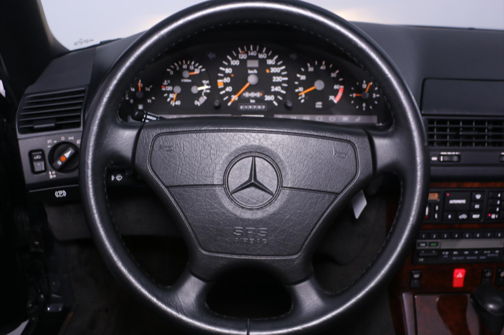 Mercedes-Benz SL 6,0 SL 600 V12 19.600 KM