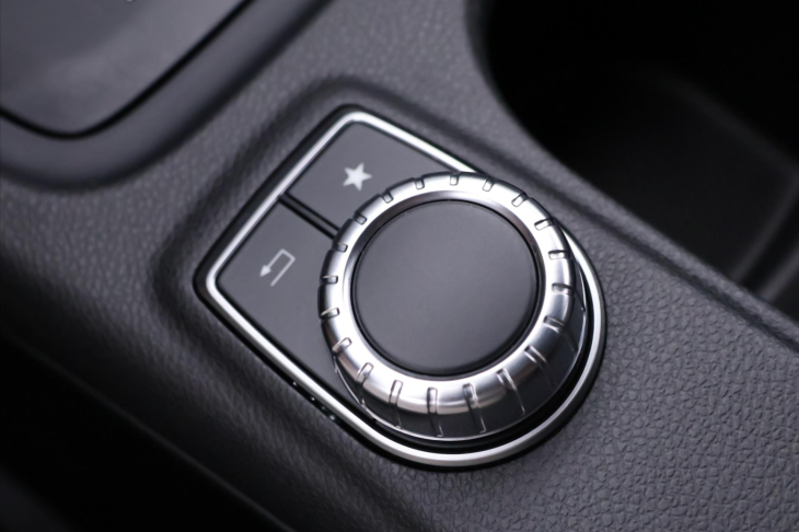 Mercedes-Benz CLA 1,5 180d Automat CZ Tempomat