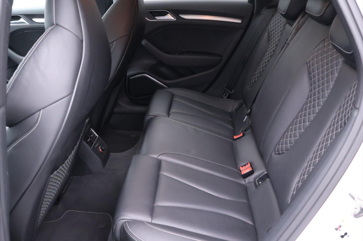 Audi S3 2,0 TFSI 221kW S-Tronic Quattro