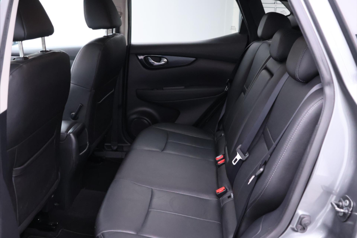 Nissan Qashqai 1,2 DIG-T 85kW Aut. CZ Tekna