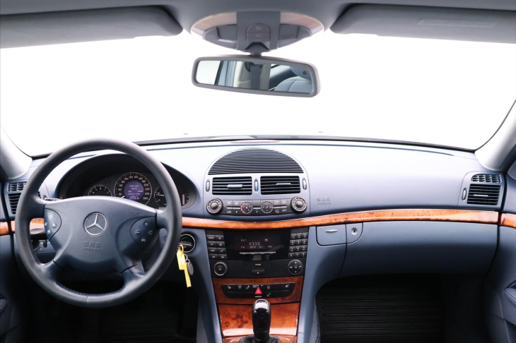 Mercedes-Benz Třídy E 2,7 270CDI 130kW Elegance