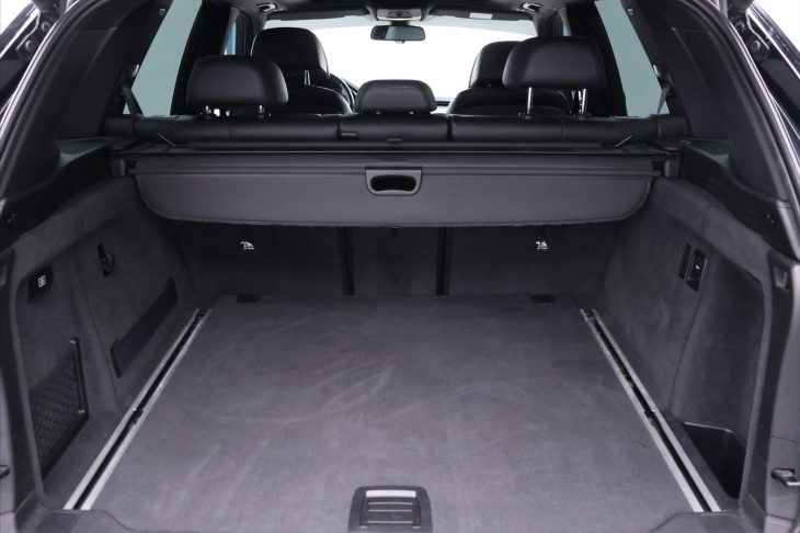 BMW X5 3,0 xDrive40d 230kW CZ