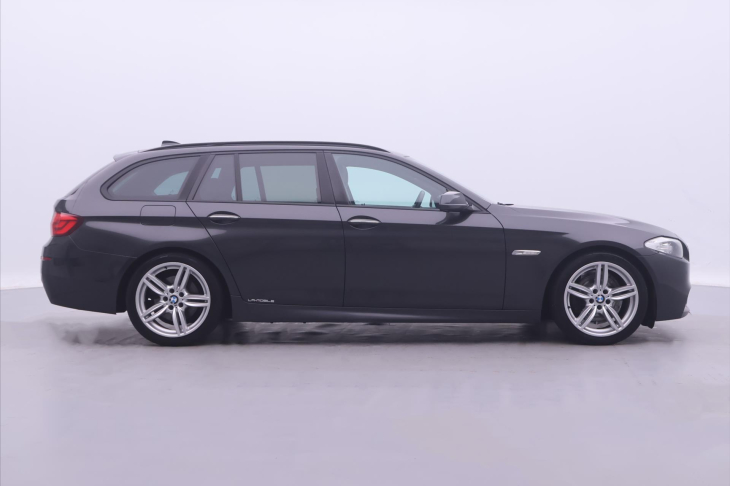 BMW Řada 5 2,0 520d 135kwPanorama Navi