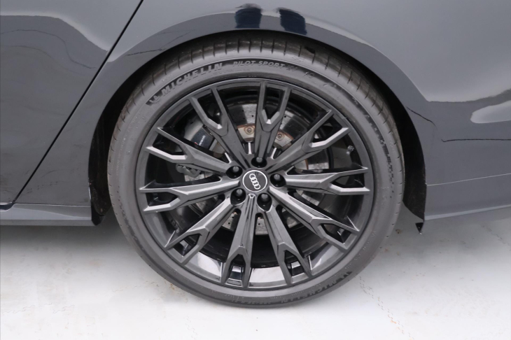 Audi S8 4.0 TFSI 445kW Plus Tiptronic