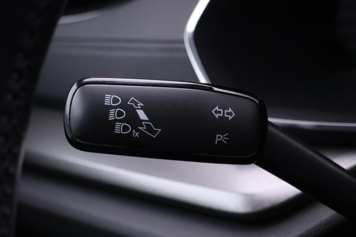 Škoda Octavia 2,0 TDI 85kW Ambition DSG DPH