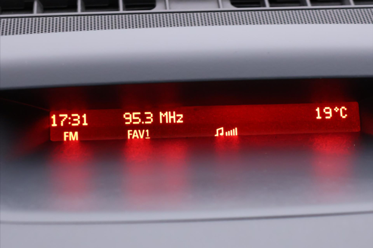 Opel Meriva 1,4 i 16V 88kW Klima Kůže