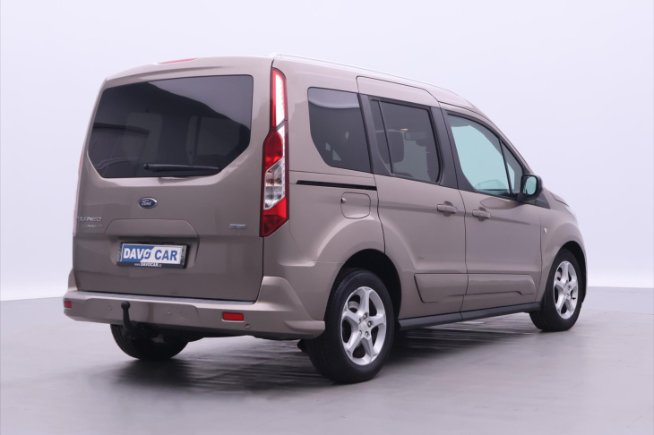 Ford Tourneo Connect 1,5 TDCI Titanium Tažné CZ