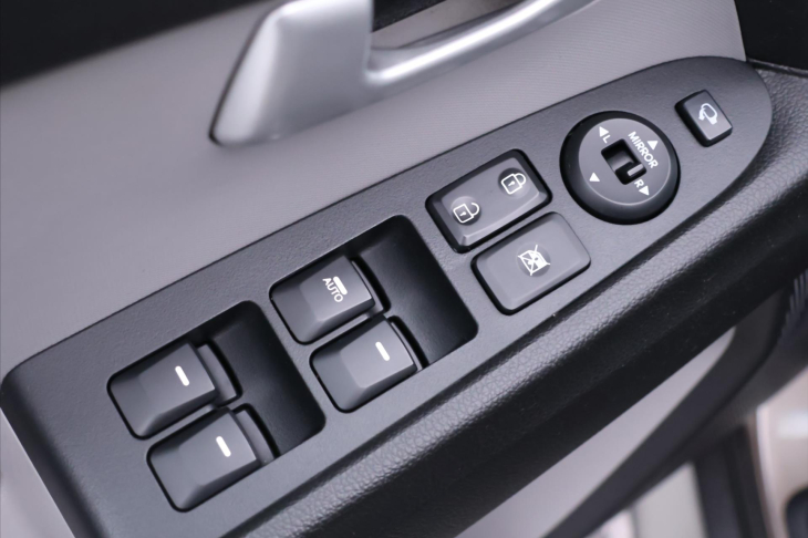 Kia Sportage 1,6 GDI 99kW CZ Kůže Xenon