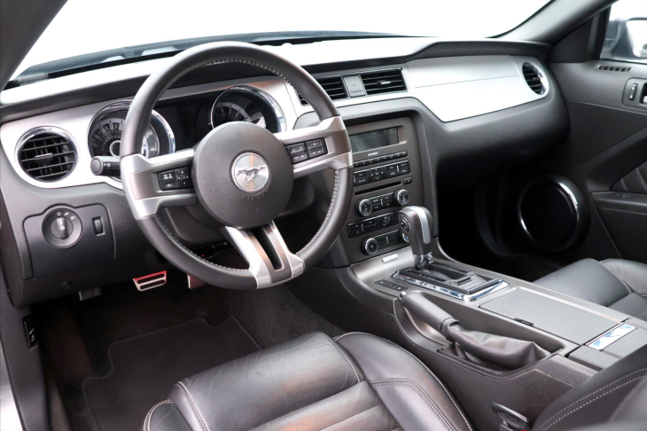 Ford Mustang 3.7 V6 227kW Aut Xenon Klima