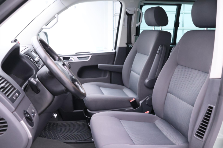 Volkswagen Multivan 2,5 TDi 96kW Comfortline Tažné