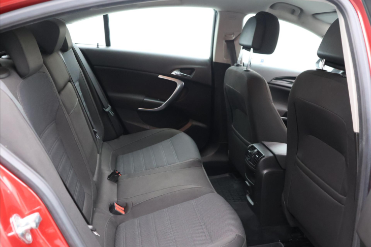 Opel Insignia 2,8 V6 Turbo 191kW Sport 4x4 CZ