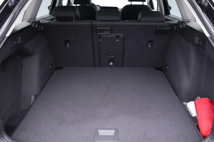 Volkswagen Golf 2,0 TDI 110kW DSG Style DPH