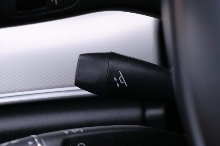 Mercedes-Benz Třídy E 3,0 350d 190kW LED Virtuál