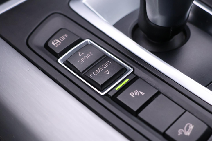 BMW X5 3,0 30d 190kW xDrive Aut. CZ