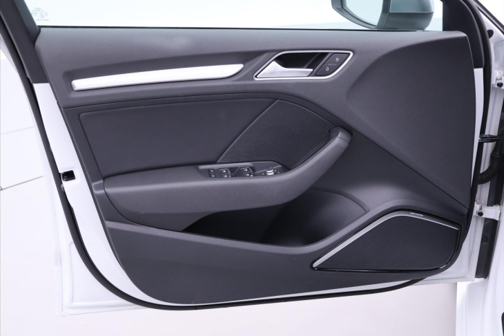 Audi S3 2,0 TFSI 221kW S-Tronic Quattro