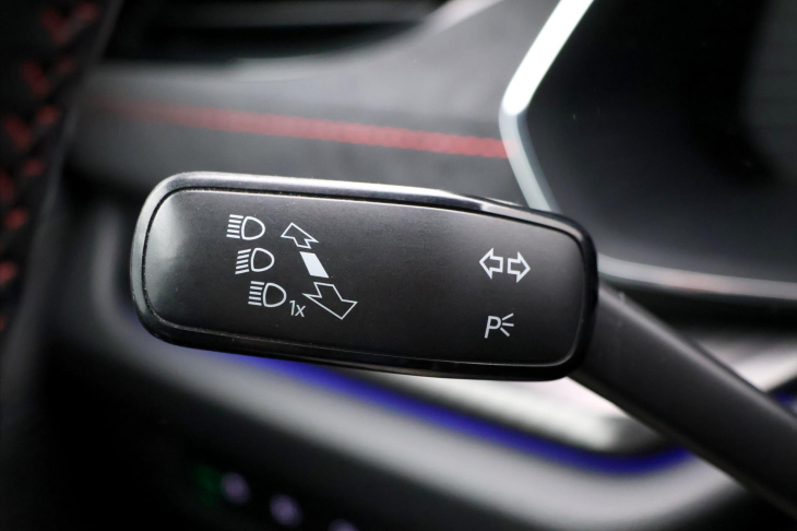 Škoda Octavia 2,0 TDI 147kW DSG CZ DPH RS