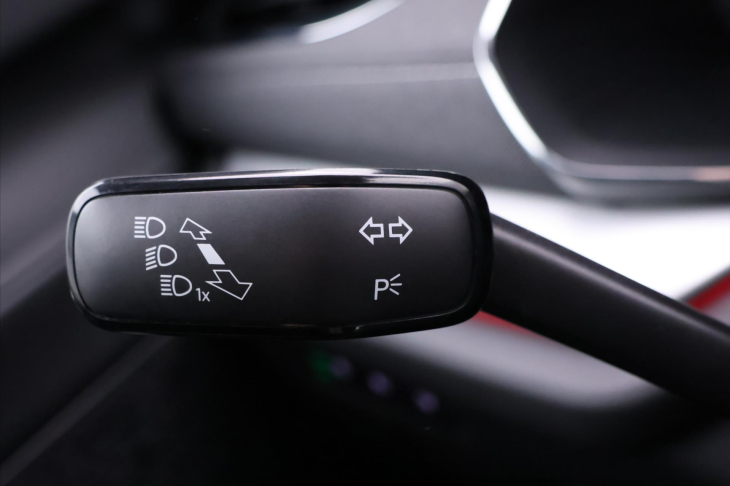 Škoda Octavia 2,0 TDI Style CZ Matrix DPH