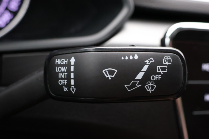 Škoda Superb 2,0 TDI DSG Style+ Kůže DPH