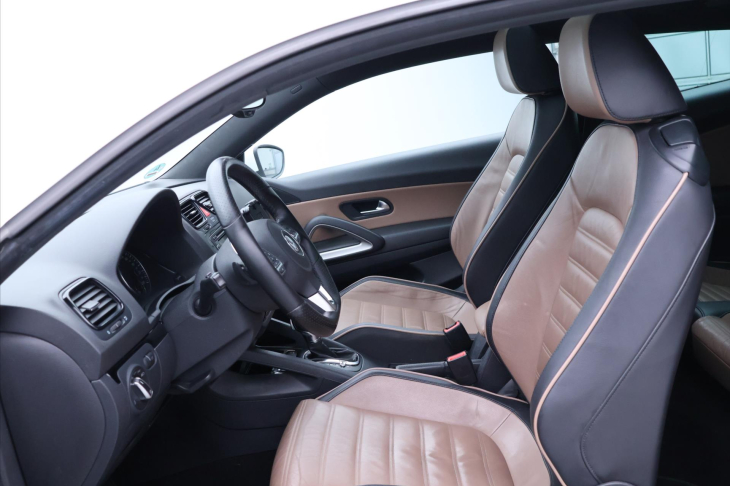 Volkswagen Scirocco 2,0 TDI 103kW DSG Xenon Pano